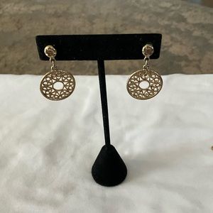 Round Dangling Earrings